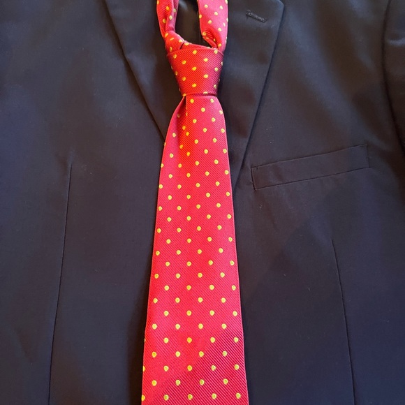 Beautiful Italian men’s sports coat with Versace tie 42S great item to go out. - Picture 9 of 9